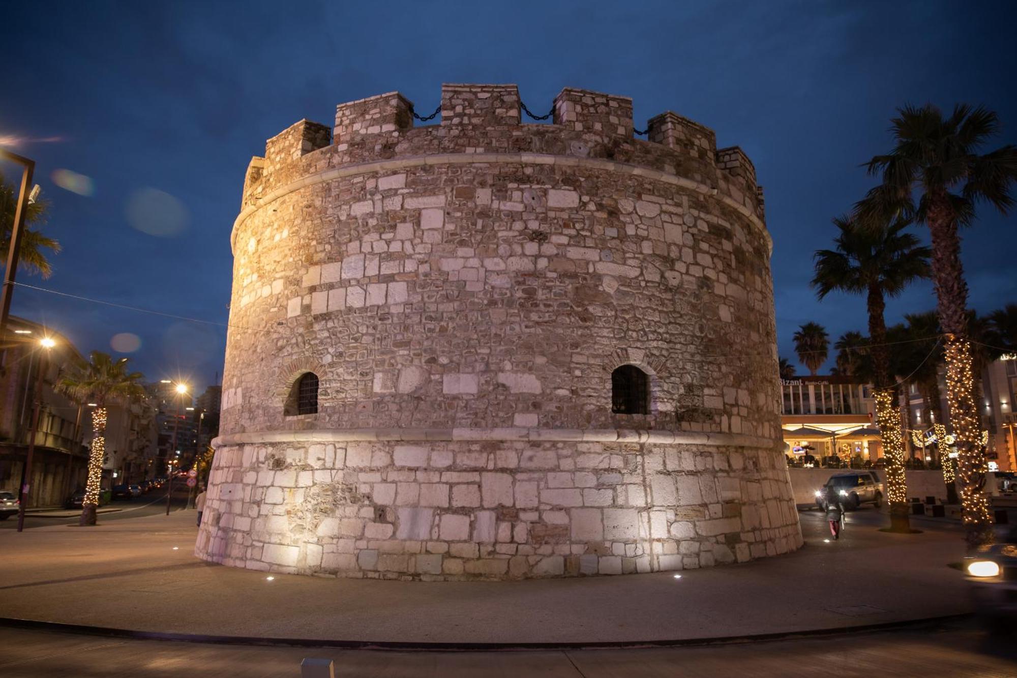 Super Apartment In The Ancient Roman Amphitheater Durrës Extérieur photo