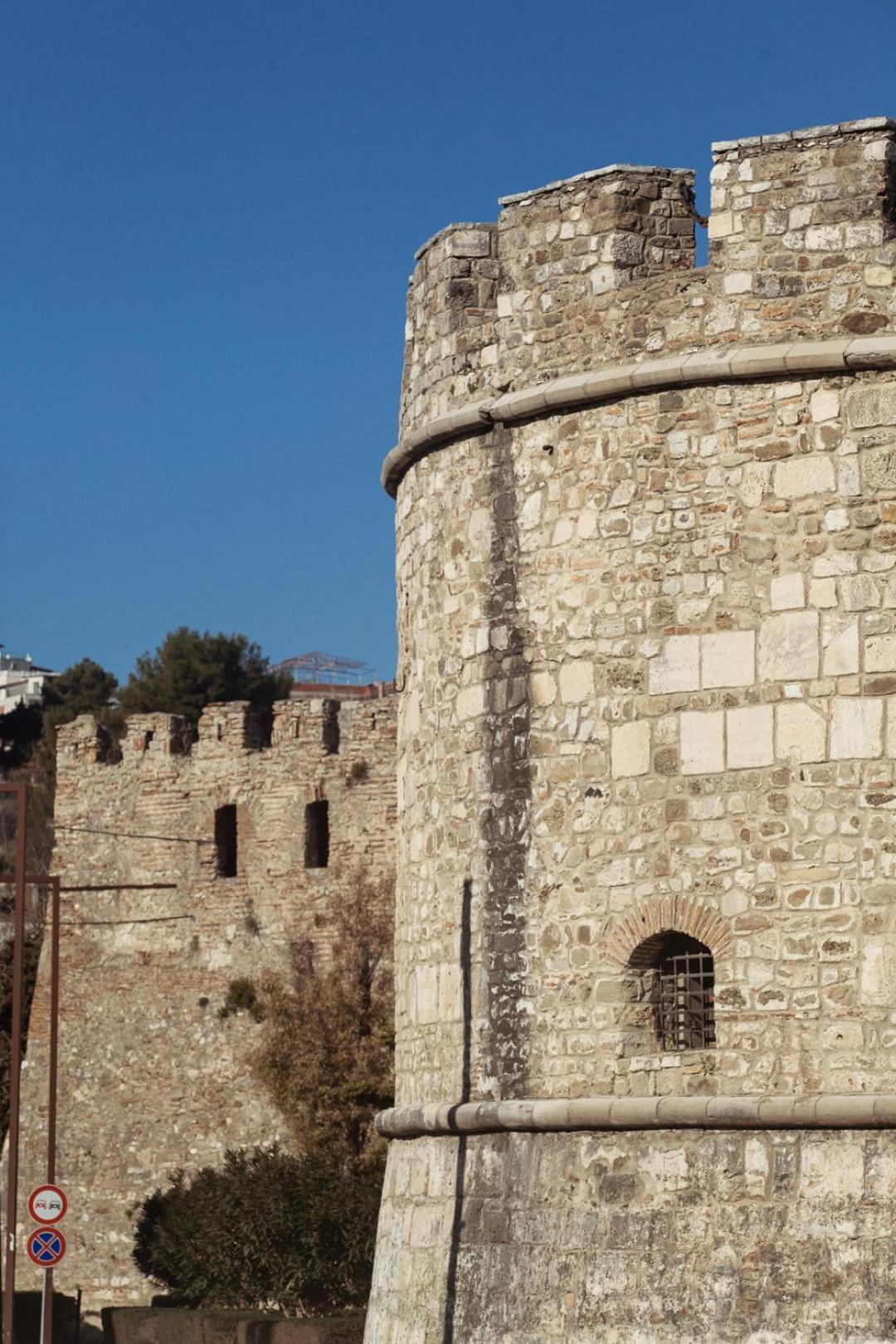 Super Apartment In The Ancient Roman Amphitheater Durrës Extérieur photo